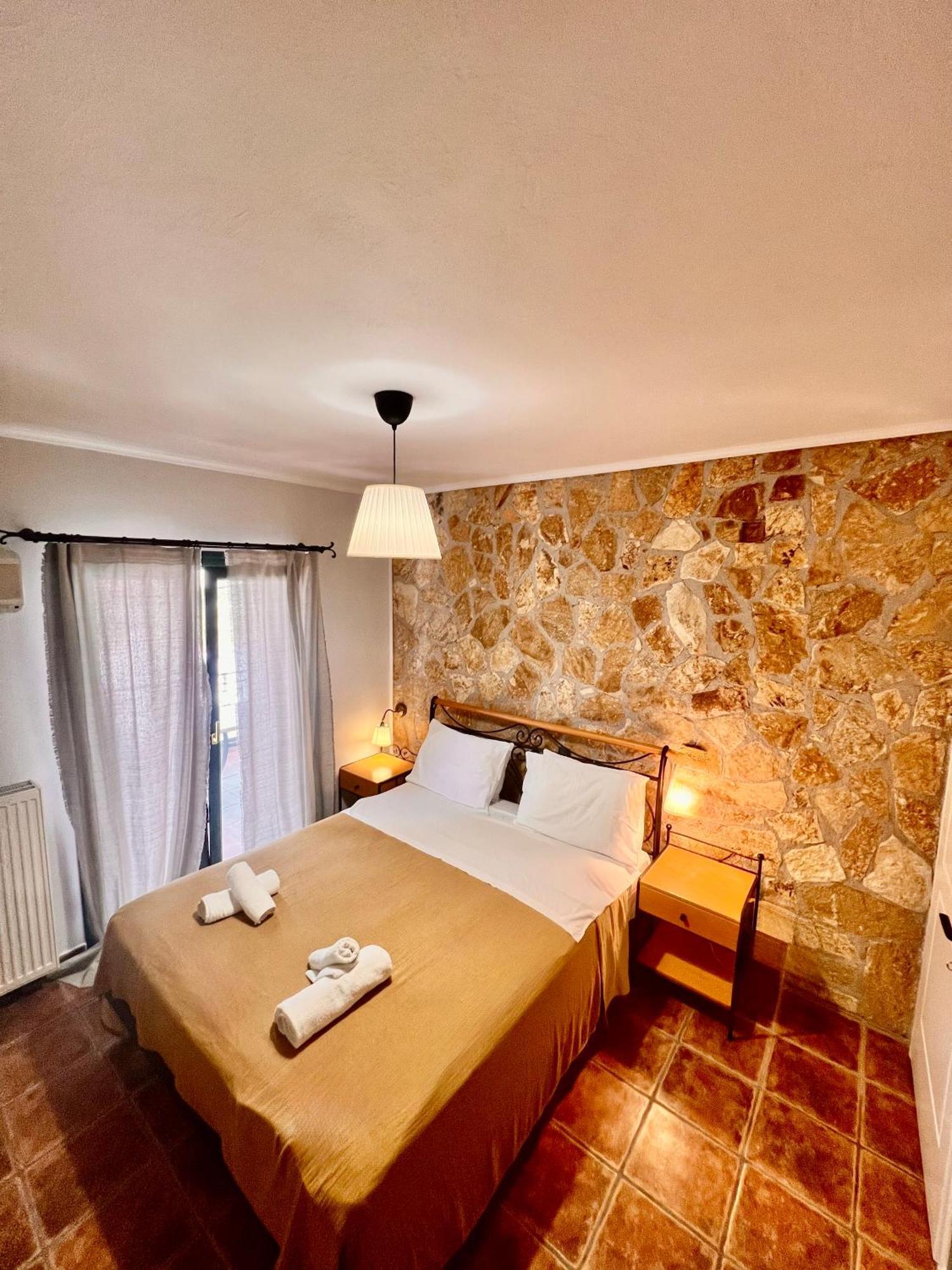 Apartment Fotini 2 *