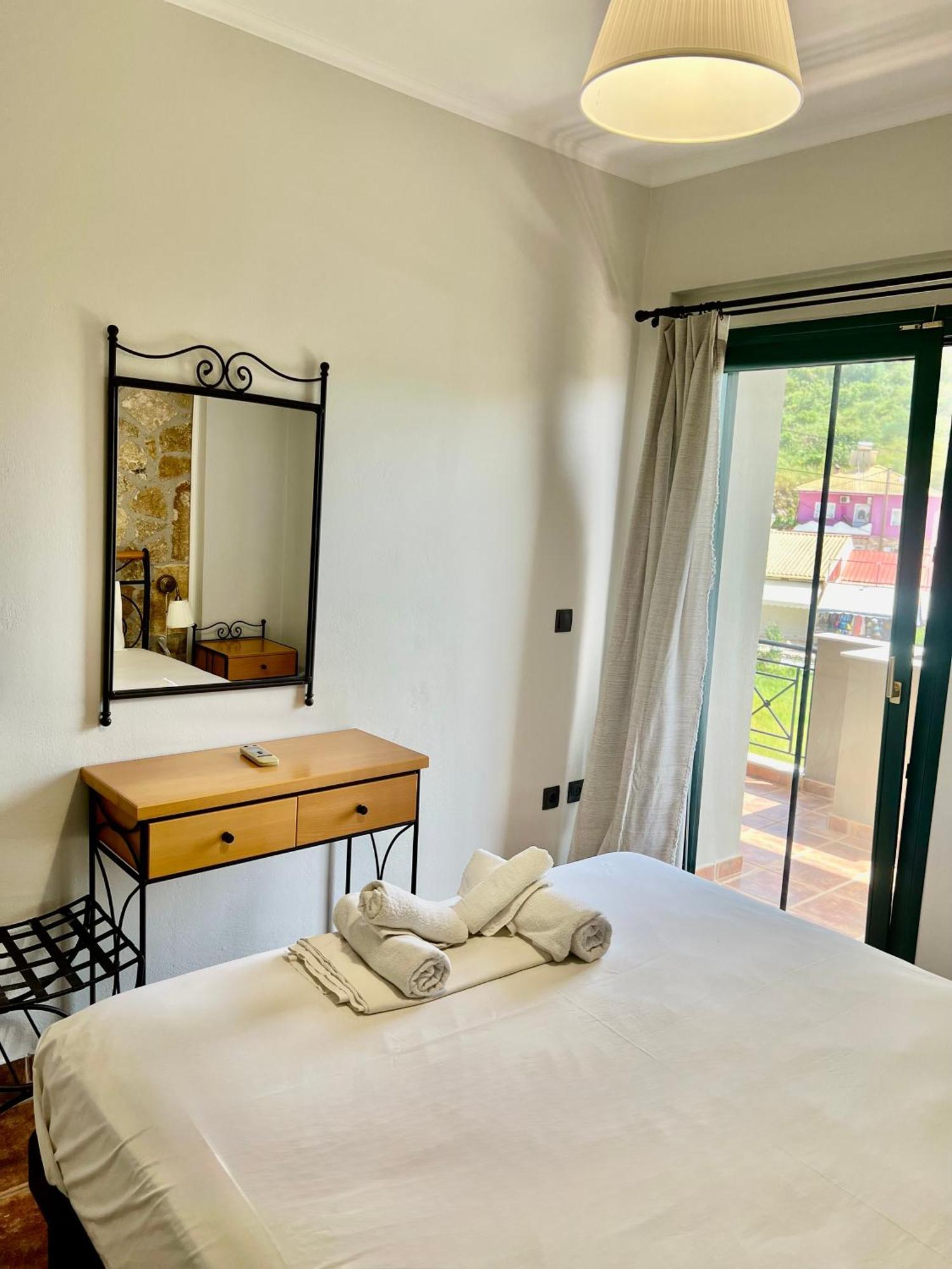 Apartment Fotini 2 *